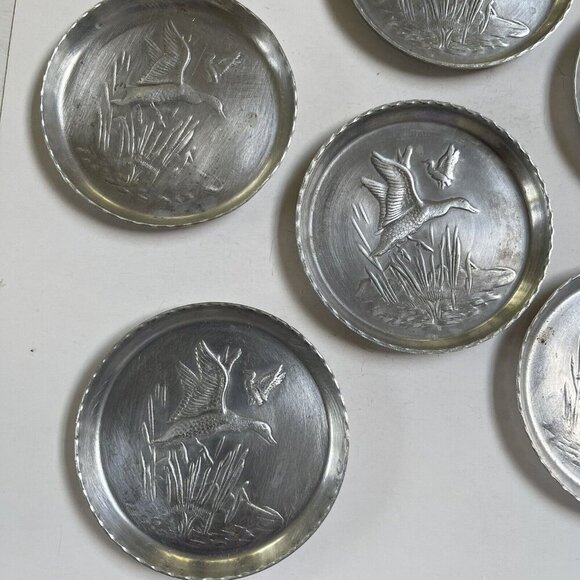 Metal Hand Forged Hammered Aluminum Coaster Mallard Ducks Set of 7 Bird Kitchen - Picture 3 of 12